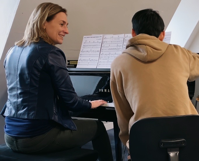 Adult piano lesson